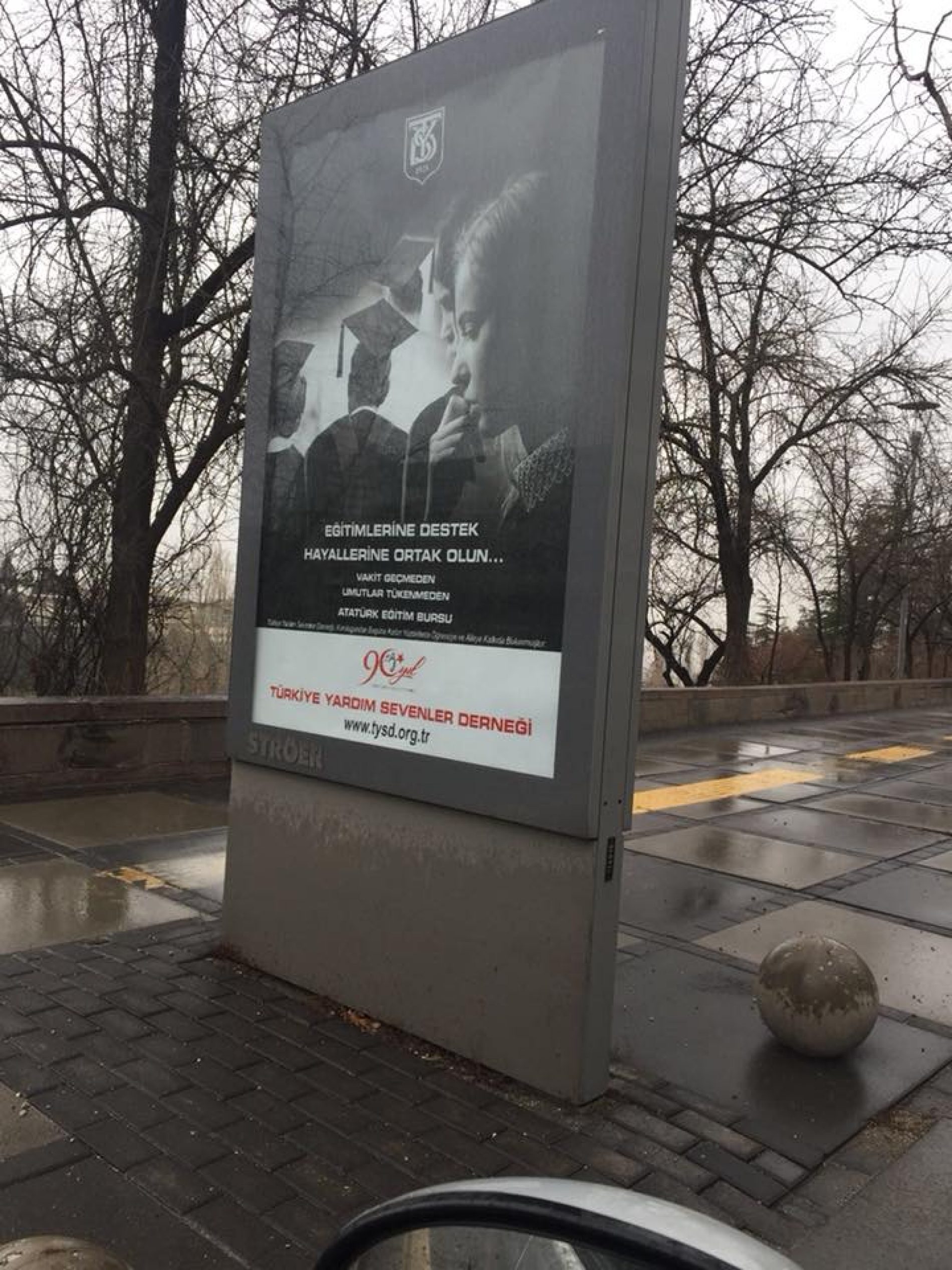 Ankara Caddelerinden Billboard Görüntüleri