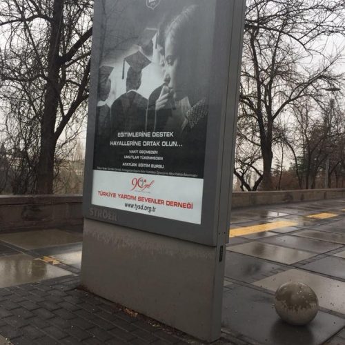 Ankara Caddelerinden Billboard Görüntüleri