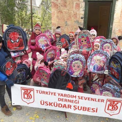 TYSD Üsküdar Şubemizden İki İlkokula Gönderilen Hediyeler