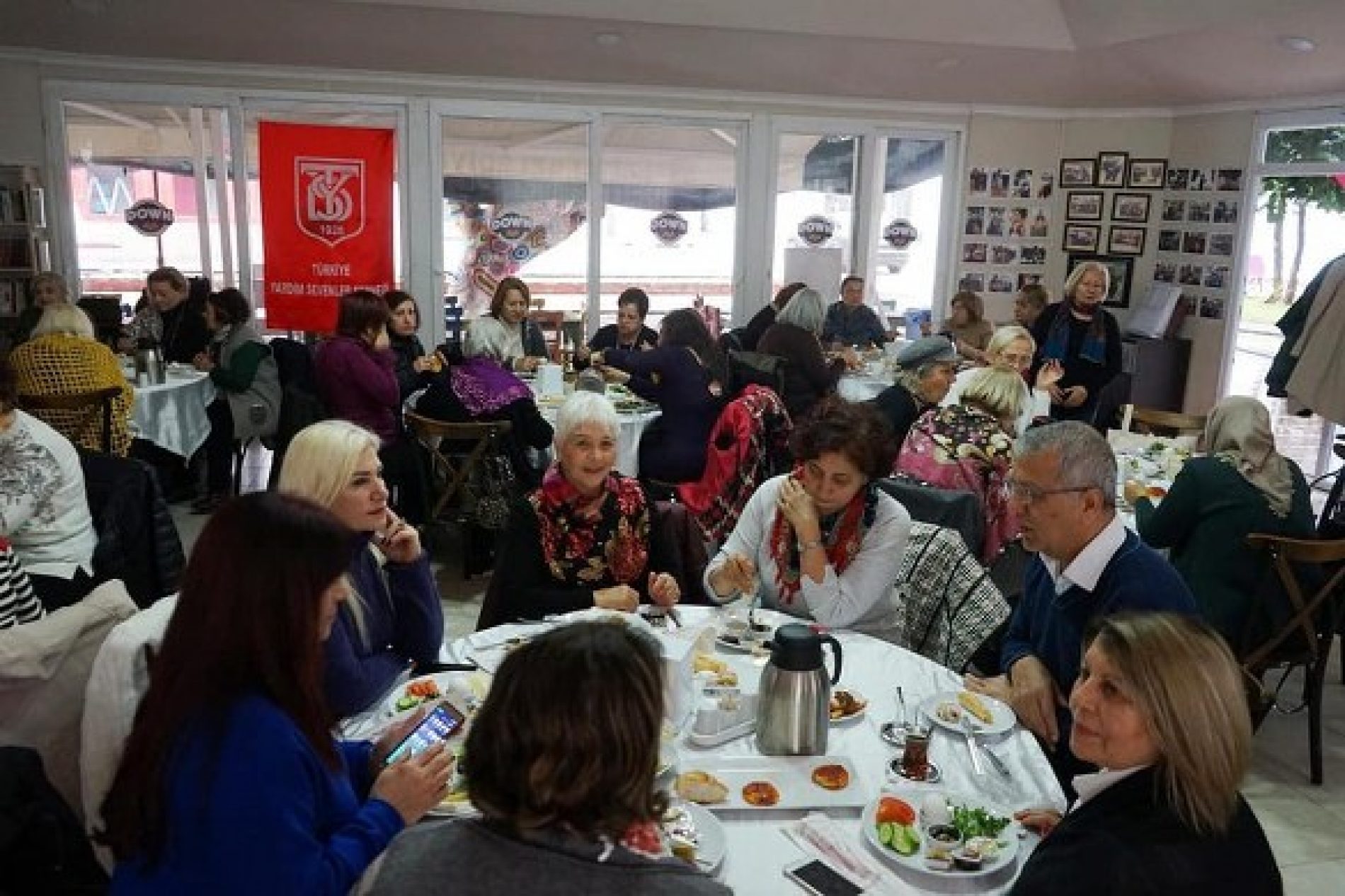 TYSD Mersin Şubemizin Atatürk Eğitim Burslu Öğrencilerimiz Yararına Kahvaltı Etkinliği