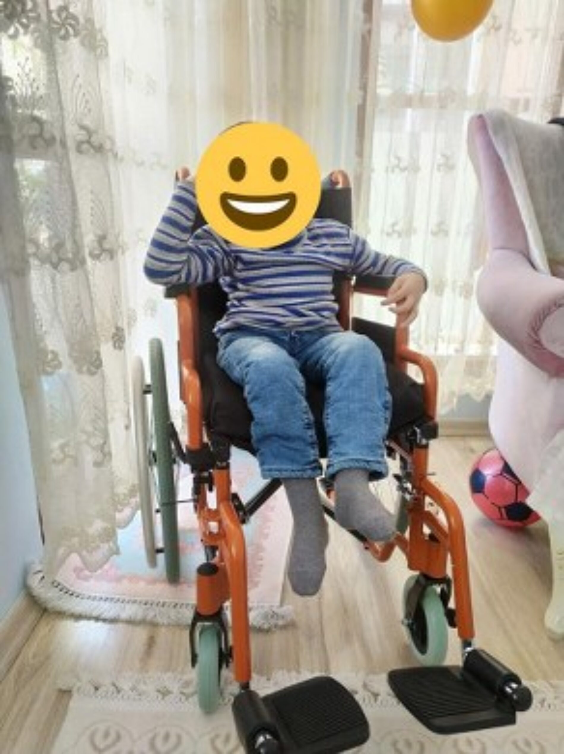 TYSD İstanbul Şubemizin Serebral Palsi Hastası Çocuklarımıza Özel Yapım Sandalye Yardımları