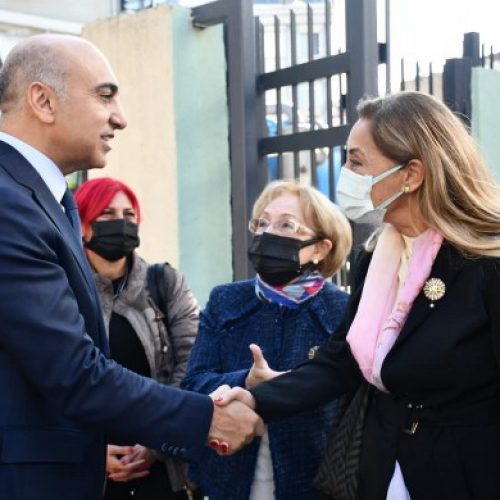 TYSD Bakırköy Şubemiz “Bakırköy Güzel Sanatlar Anadolu Lisesi” ne Atatürk Büstü, Atatürk Köşesi ve Sanat Atölyesi Armağanları