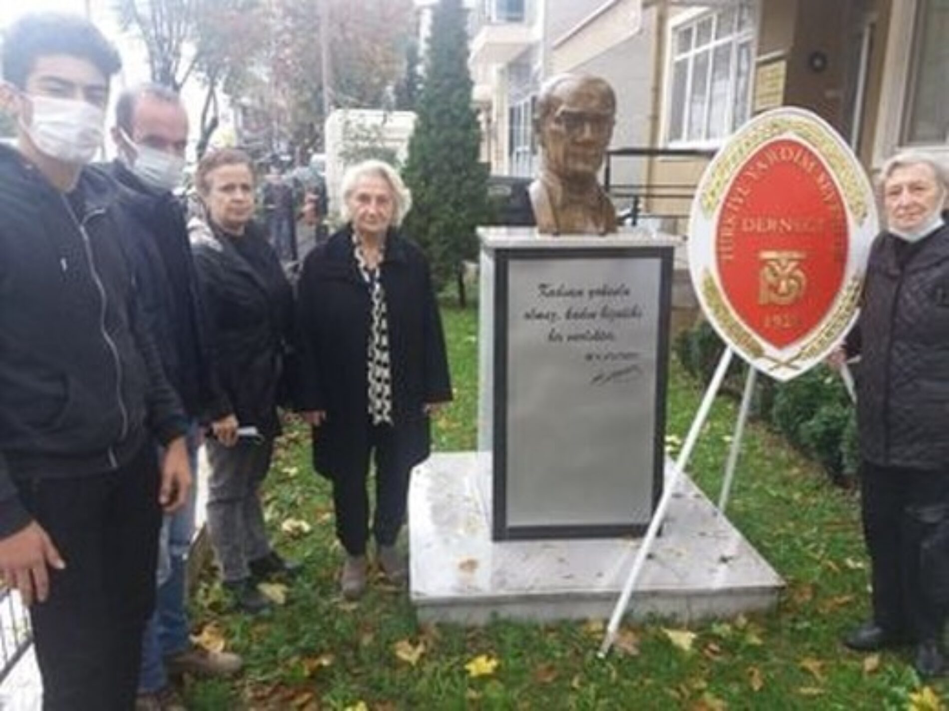 TYSD Kocaeli Şubemiz Büyük Önder Mustafa Kemal Atatürk’ü Saygı, Minnet, Şükran ve Özlemle Anmaktadır