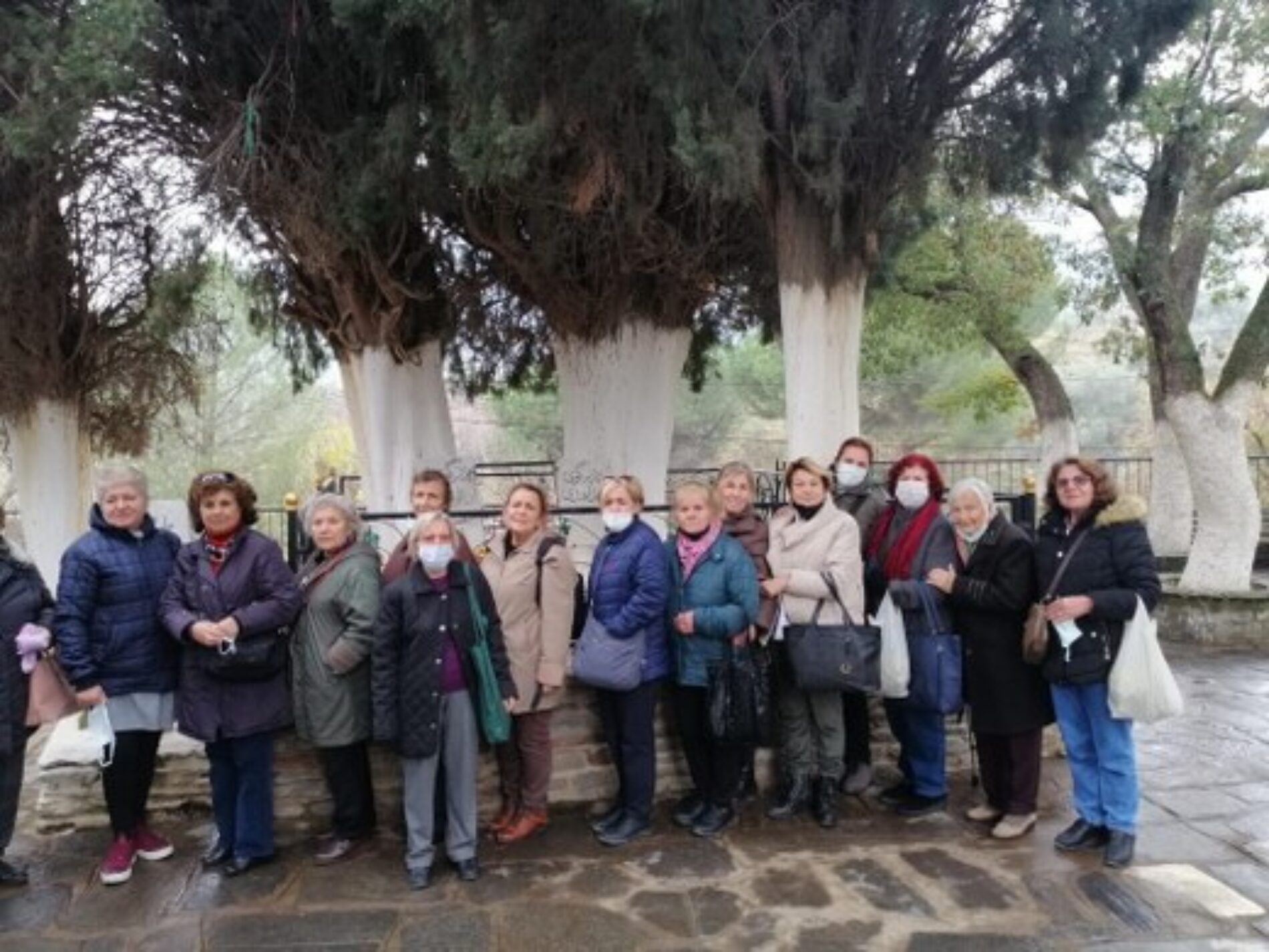 TYSD Karşıyaka Şubemizin Atatürk Eğitim Burslu Öğrencilerimiz Yararına Kültürel Gezi Düzenlemişlerdir