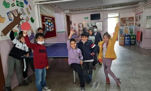 TYSD İstanbul Şubemizin Çocuklarımıza Masa Tenisi Masası ve Raketleri Armağanları