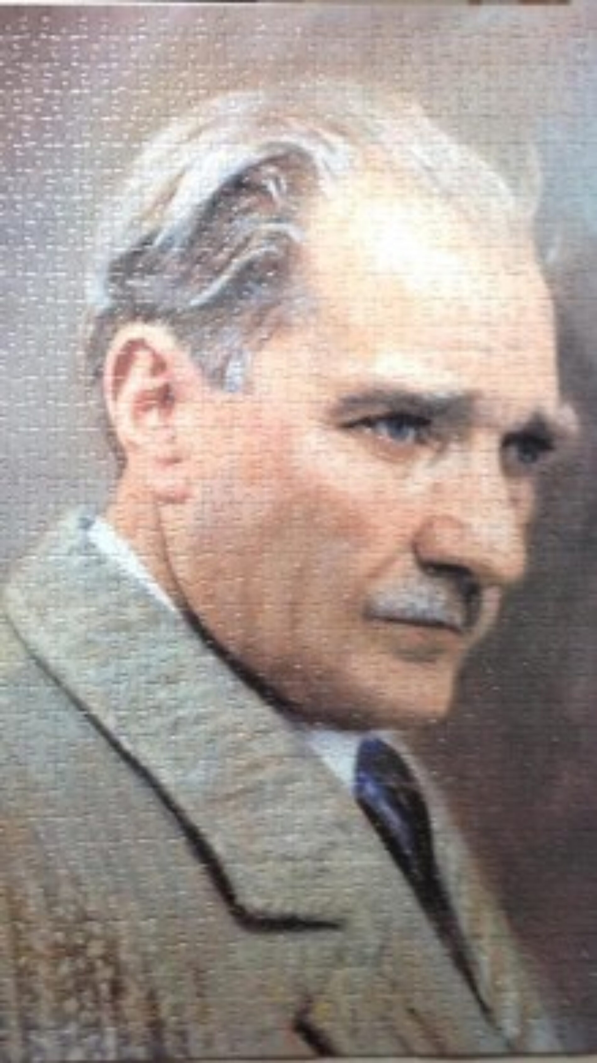 TYSD Bakırköy Şubemizin Atatürk Eğitim Burslu Öğrencisinin Yapmış Olduğu Büyük Önder Mustafa Kemal Atatürk’ün Yer Aldığı Puzzle