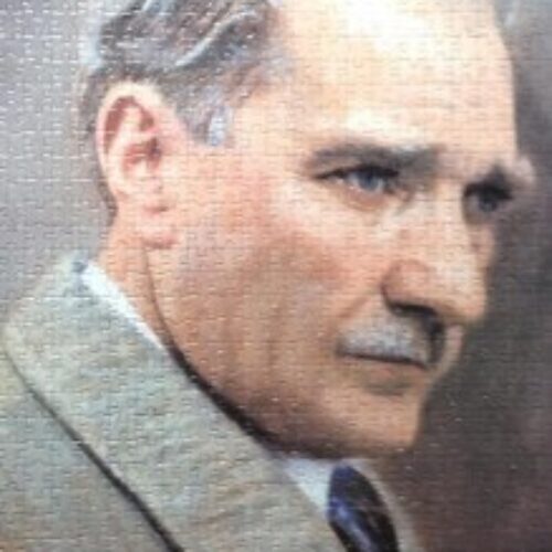 TYSD Bakırköy Şubemizin Atatürk Eğitim Burslu Öğrencisinin Yapmış Olduğu Büyük Önder Mustafa Kemal Atatürk’ün Yer Aldığı Puzzle