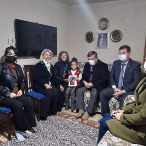TYSD Manisa Şubemiz Şehit Gürkan Gökçek’in Ailesini Ziyaret Etmiştir