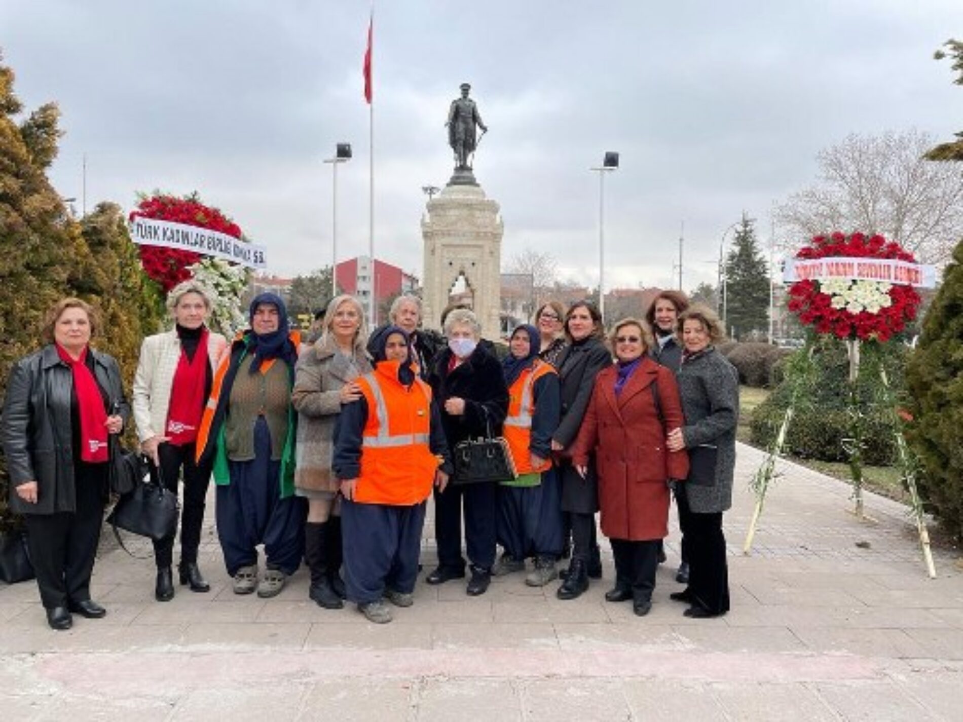 TYSD Konya Meram Şubemiz 8 Mart Dünya Emekçi Kadınlar Gününü Kutlamaktadır