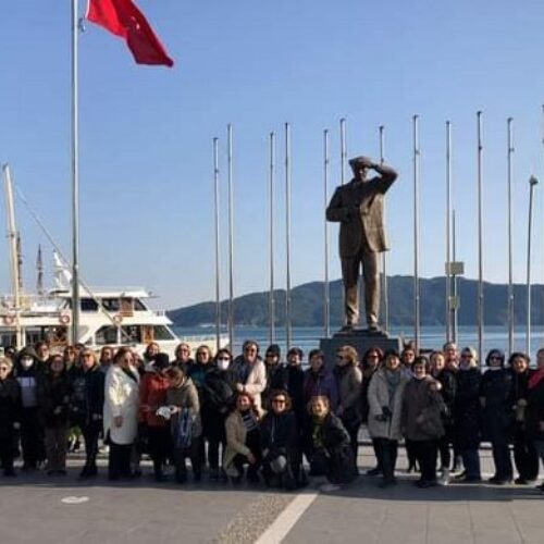 TYSD Aydın Şubemiz Atatürk Eğitim Burslu Öğrencilerimiz Yararına Kültürel Gezi Düzenlemiştir