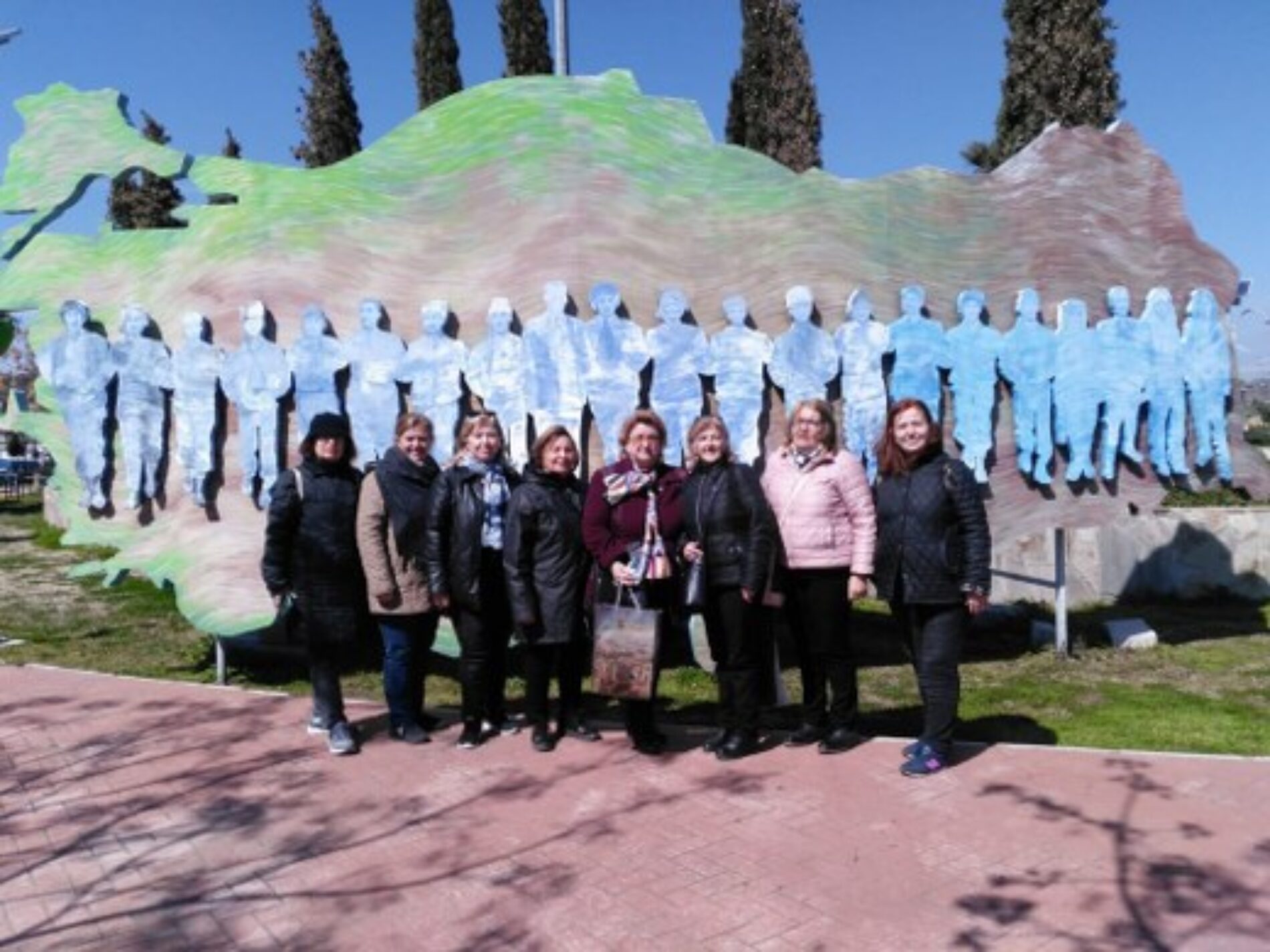 TYSD Manisa Şubemiz Atatürk Eğitim Burslu Öğrencilerimiz Yararına Kültürel Gezi Düzenlemişlerdir