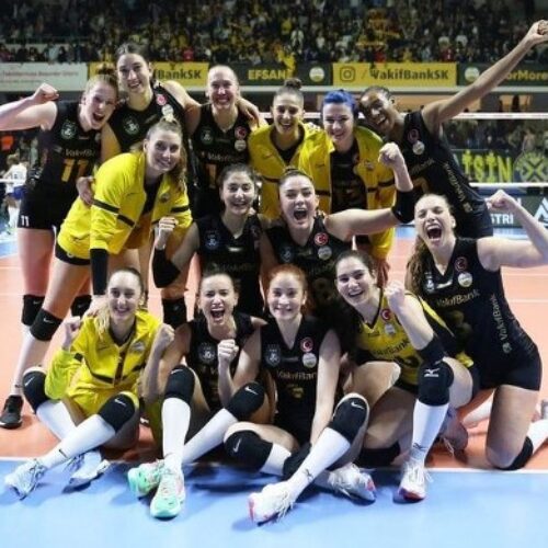 TYSD Genel Merkezi ve 131 Şubemiz Vakıfbank Kadın Voleybol Takımımızı Kutlamaktadır