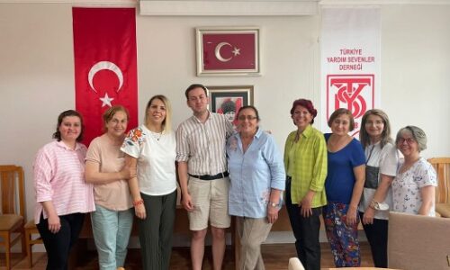 TYSD Genel Merkezimiz Atatürk Eğitim Burslu Öğrencilerimizin Mezuniyetlerini Kutlamışlardır