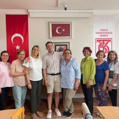 TYSD Genel Merkezimiz Atatürk Eğitim Burslu Öğrencilerimizin Mezuniyetlerini Kutlamışlardır