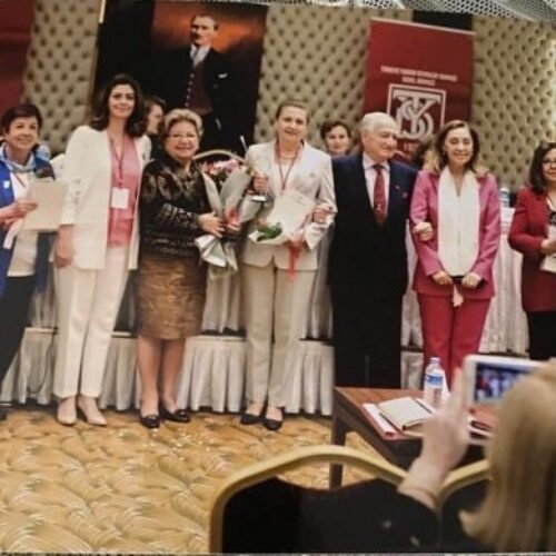 TYSD Beyoğlu Şubemize Genel Başkanımız Ödül ve Madalya Takdiminde Bulunmuştur