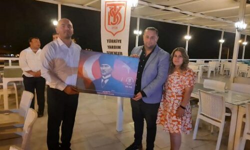 TYSD Dikili Şubemiz Atatürk Eğitim Burslu Öğrencilerimiz Yararına Yemek Düzenlemiştir