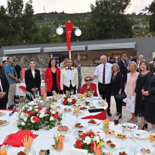 TYSD Manisa Şubemiz 30 Ağustos Zafer Bayramımızı Kutlamaktadır