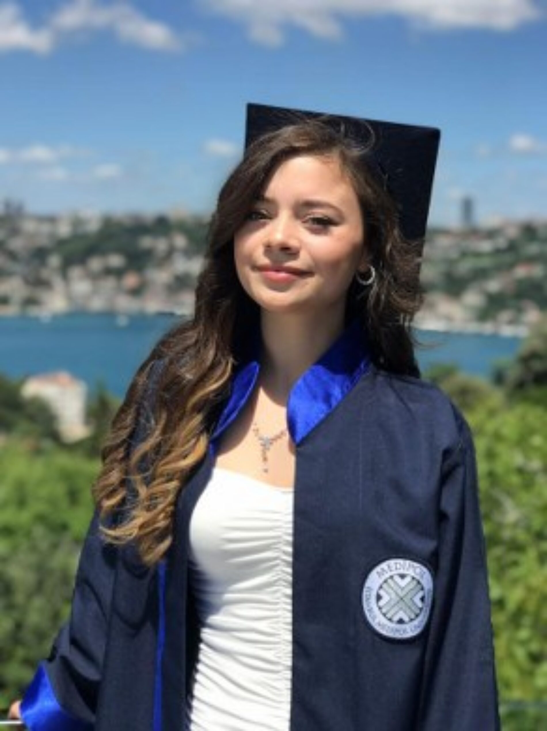 TYSD Sarıyer Şubemizin Atatürk Eğitim Burslu Öğrencileri Mezun Olmuştur