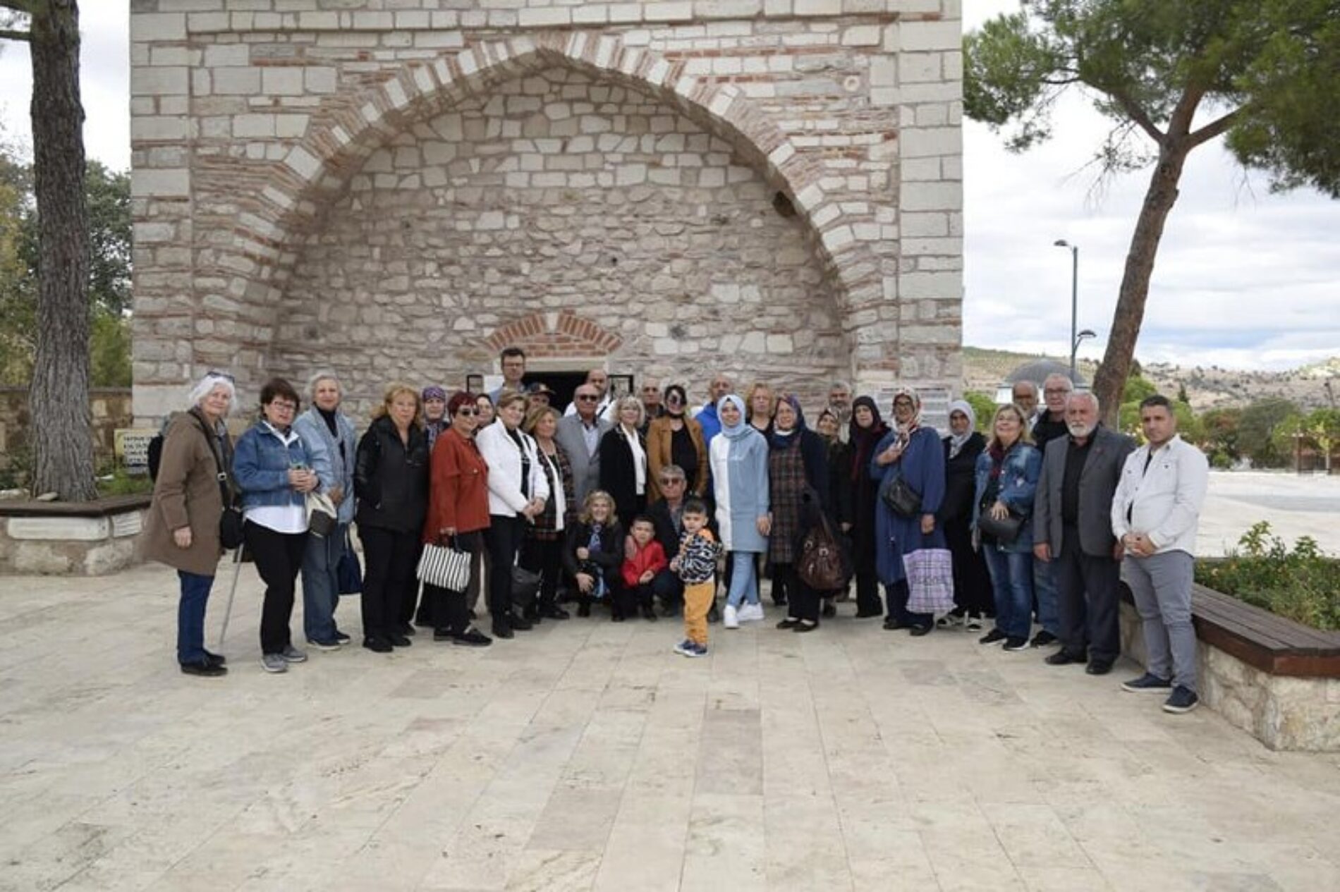 TYSD Manisa Şubemiz Şehit ve Gazilerimizin Aileleriyle Kula Gezisine Katılmışlardır