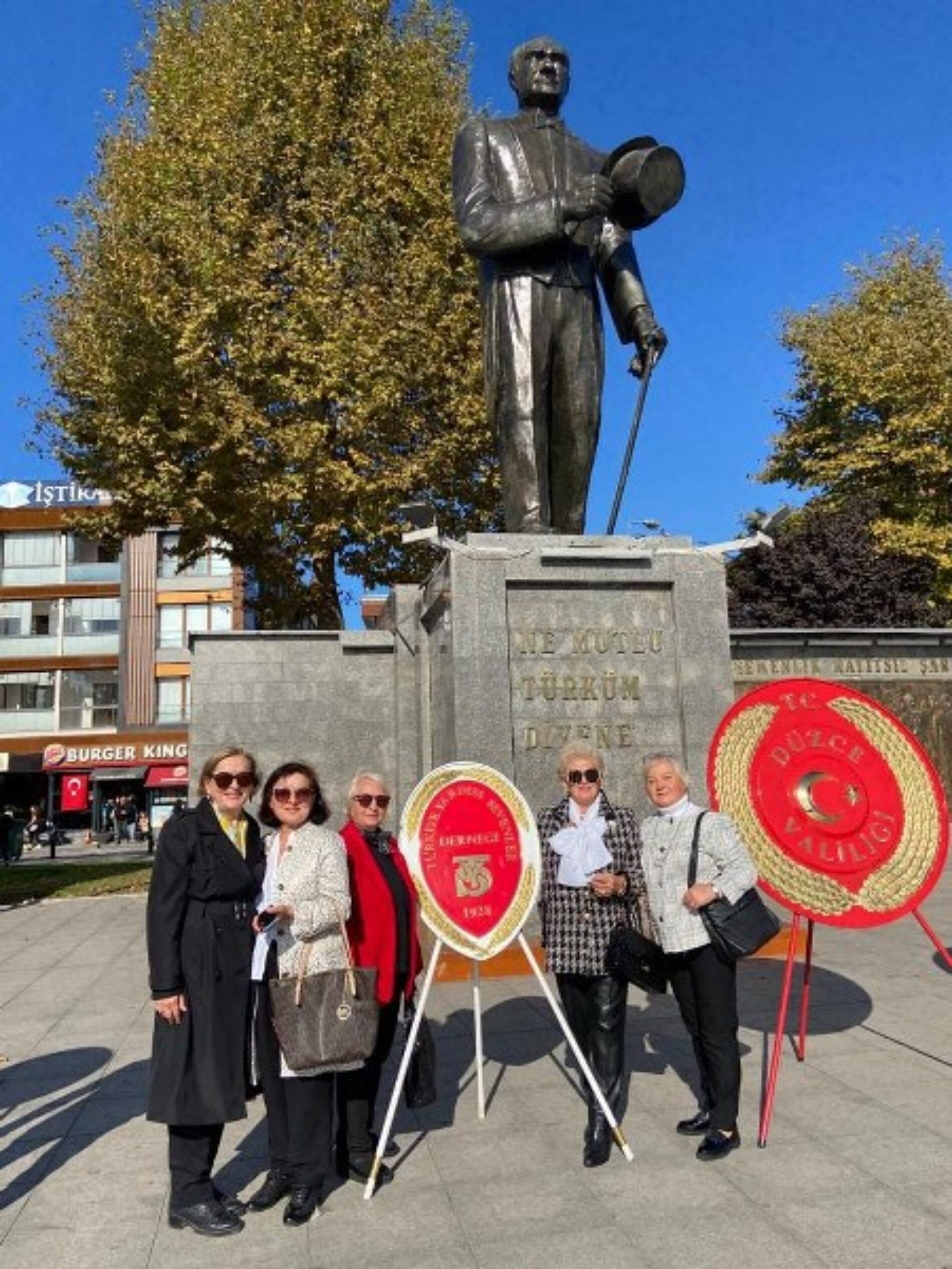 TYSD Düzce Şubemiz Cumhuriyet’imizin 99. Yılını Coşku ile Kutlamıştır