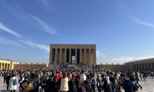 TYSD Mersin Şubemiz Öğrencilerimizi 10 Kasım İçin Anıtkabir’e Atasına Saygı Ziyaretine Getirmiştir