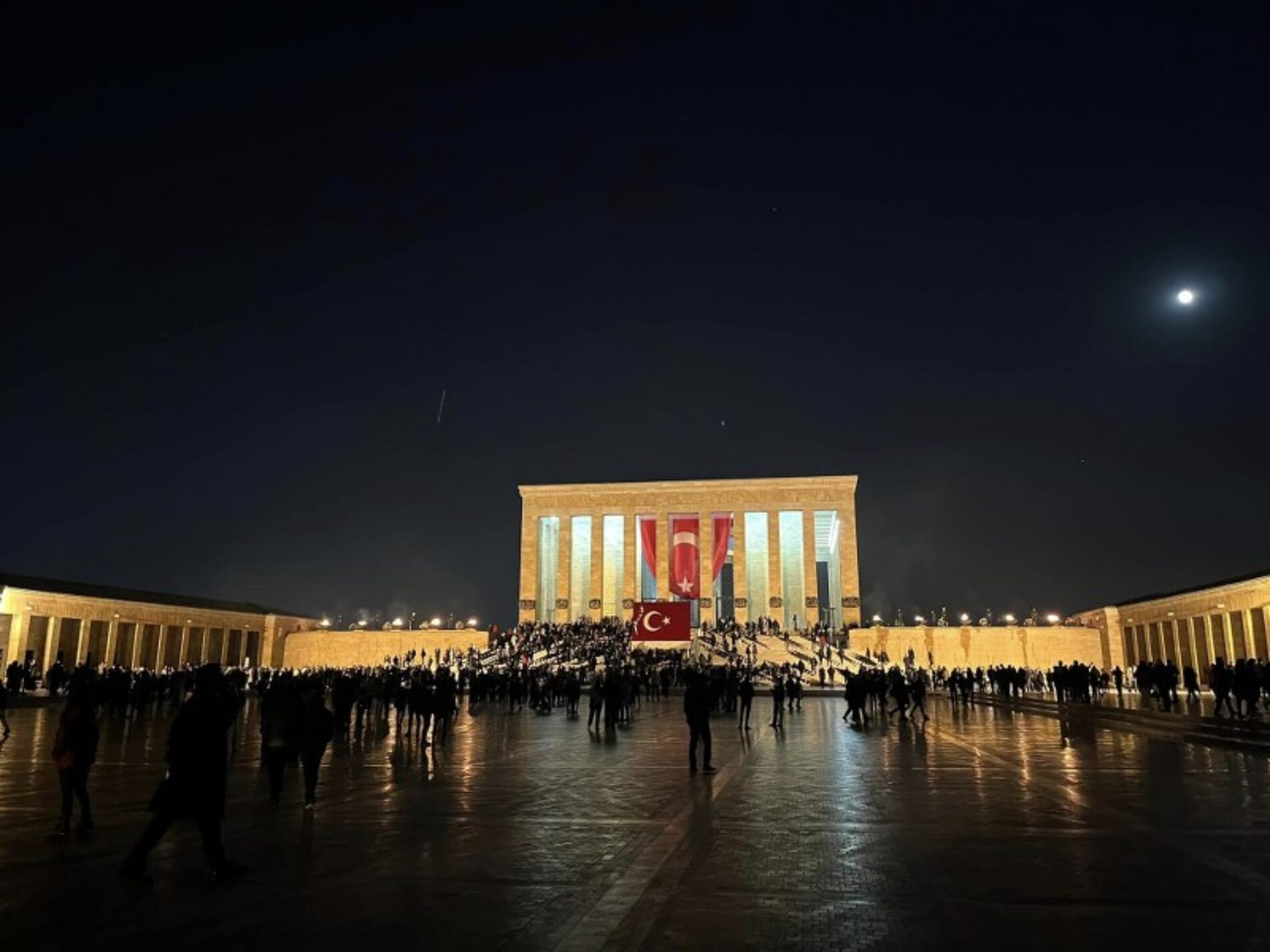 TYSD Genel Merkezi Şubemiz Atamız’ı Saygı, Sevgi ve Minnetle Anmıştır