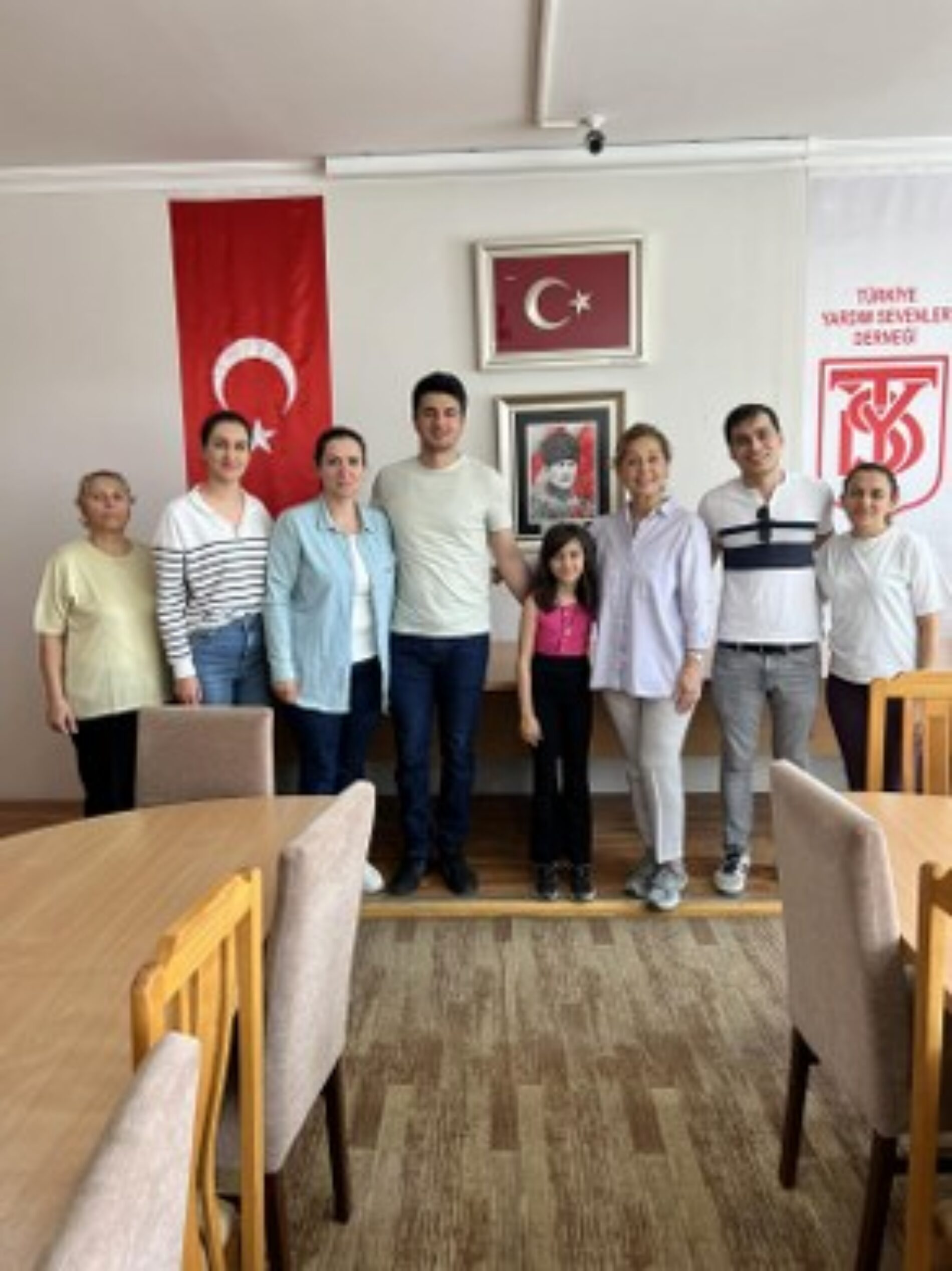 TYSD Genel Merkezimize Atatürk Eğitim Burslu Mezun Öğrencilerimizin Ziyaretleri