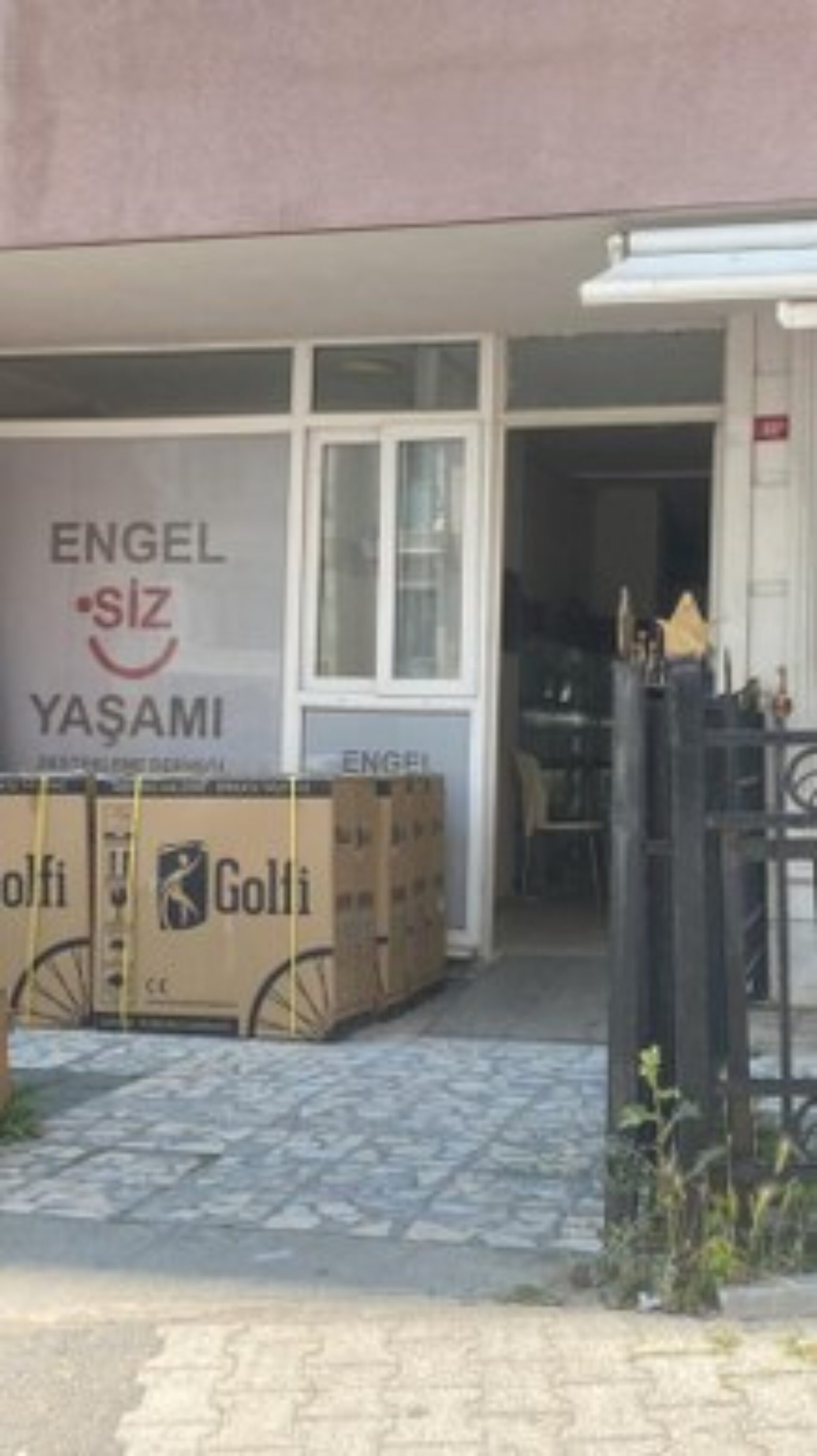 TYSD Üsküdar Şubemiz 22 Adet Tekerlekli Sandalye Yardımında Bulunmuştur