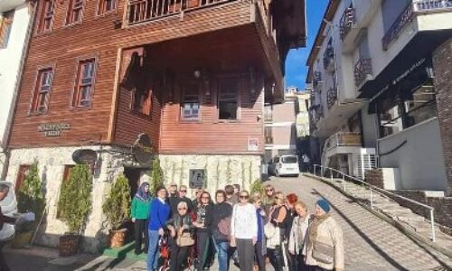 TYSD Düzce Şubemiz Atatürk Eğitim Burslu Öğrencilerimiz Yararına Yemek Etkinliği Düzenlemiştir