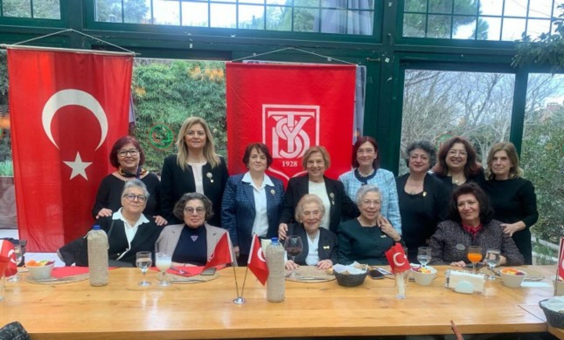 TYSD Beykoz Şubemiz 8 Mart Dünya Emekçi Kadınlar Gününü Kutlamaktadır