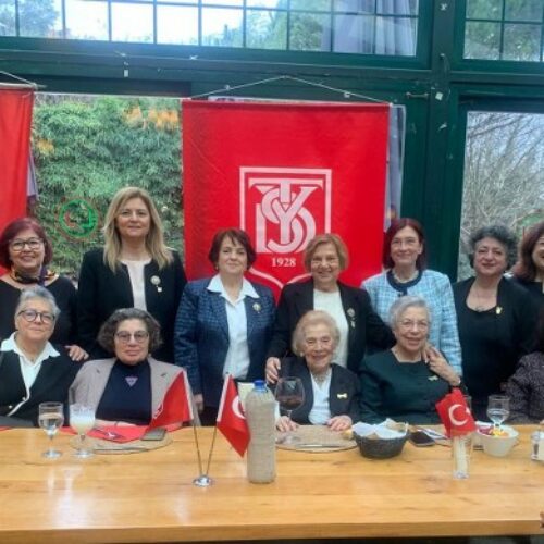 TYSD Beykoz Şubemiz 8 Mart Dünya Emekçi Kadınlar Gününü Kutlamaktadır