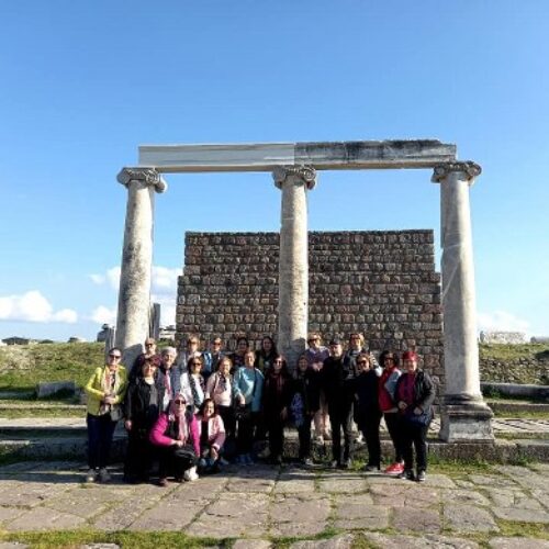 TYSD Manisa Şubemiz Atatürk Eğitim Burslu Öğrencilerimiz Yararına Kültürel Gezi Düzenlemiştir