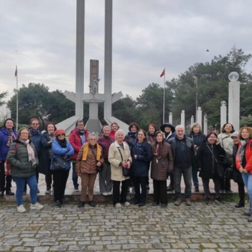 TYSD Beyoğlu Şubemiz 8 Mart Dünya Emekçi Kadınlar Gününü Kutlamaktadır