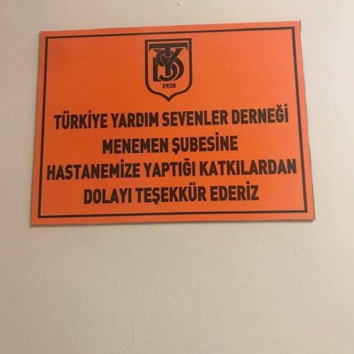 TYSD Menemen Şubemiz 9 Eylül İlkokulunun Anasınıfı ve Spor Salonunun Yer Döşemelerini Yaptırmıştır